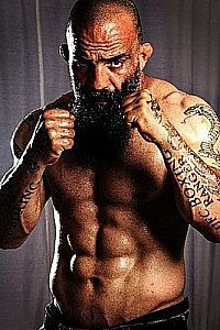 Akbar Azadi Far